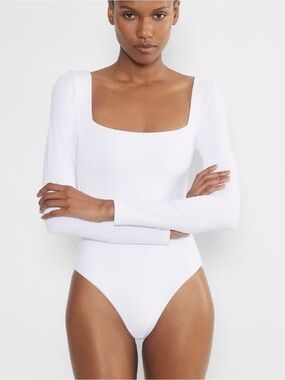 Aritzia Babaton White Long-Sleeve Square Neck Bodysuit